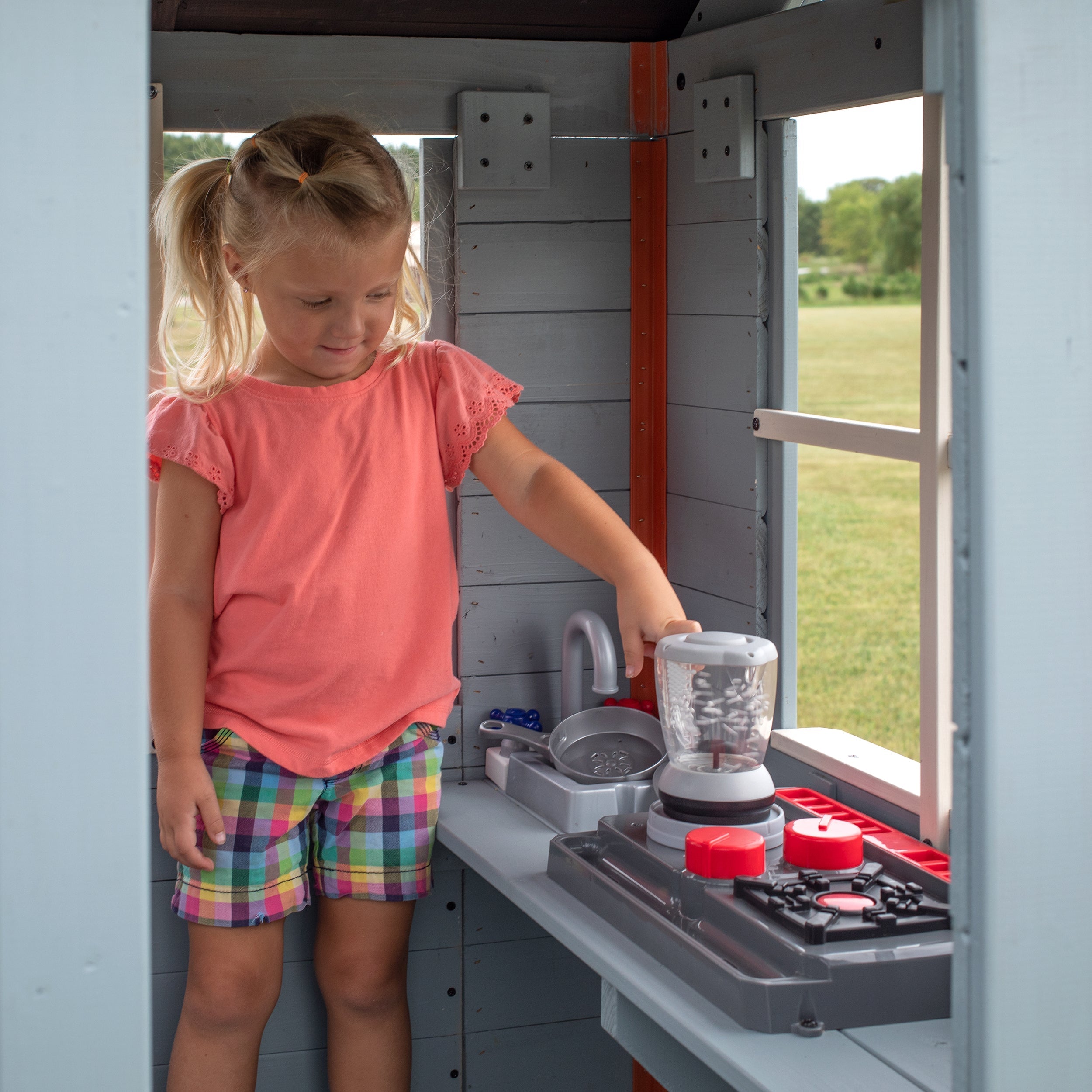 Backyard Discovery Beacon Heights Playhouse