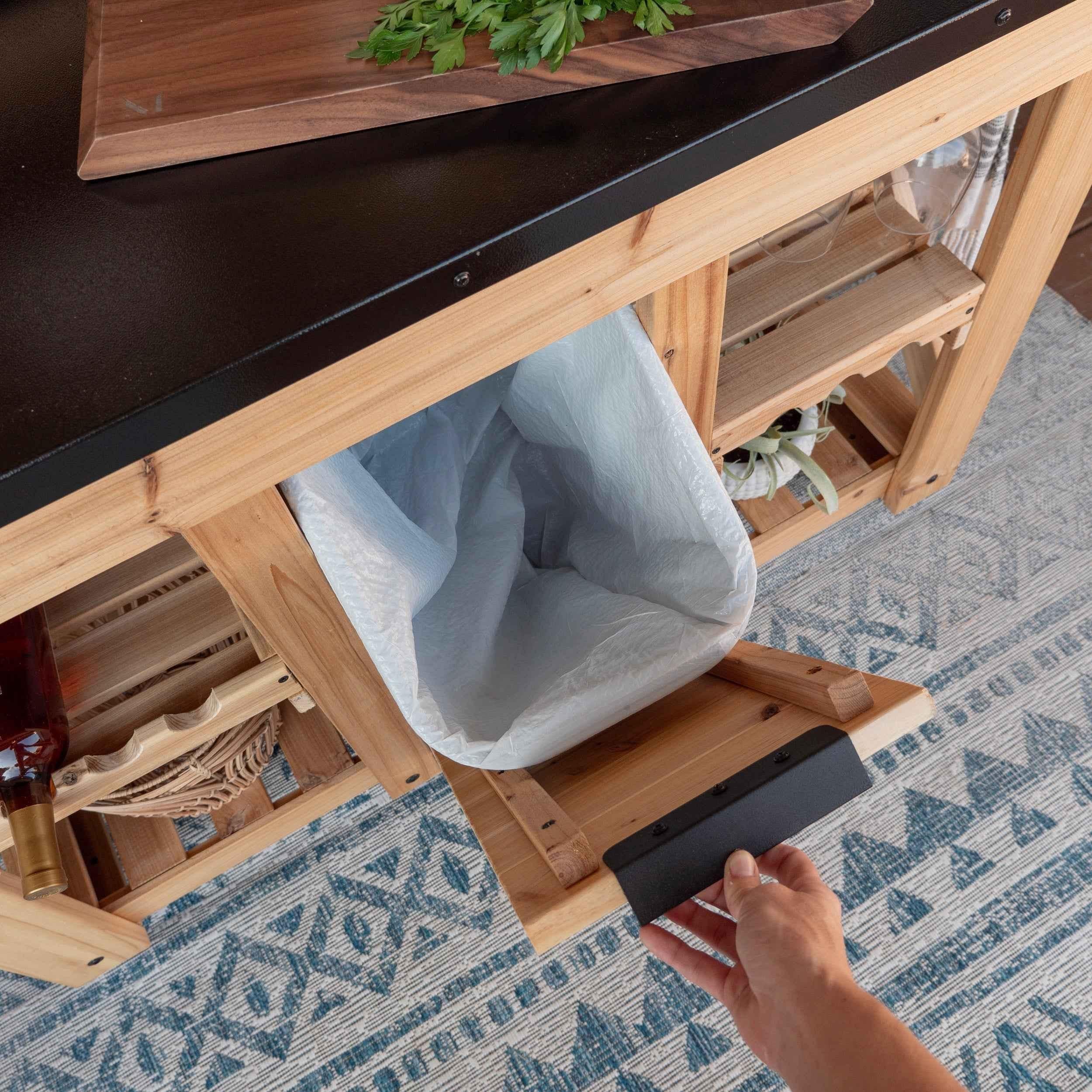 Backyard Discovery Hutch/Serving Station.