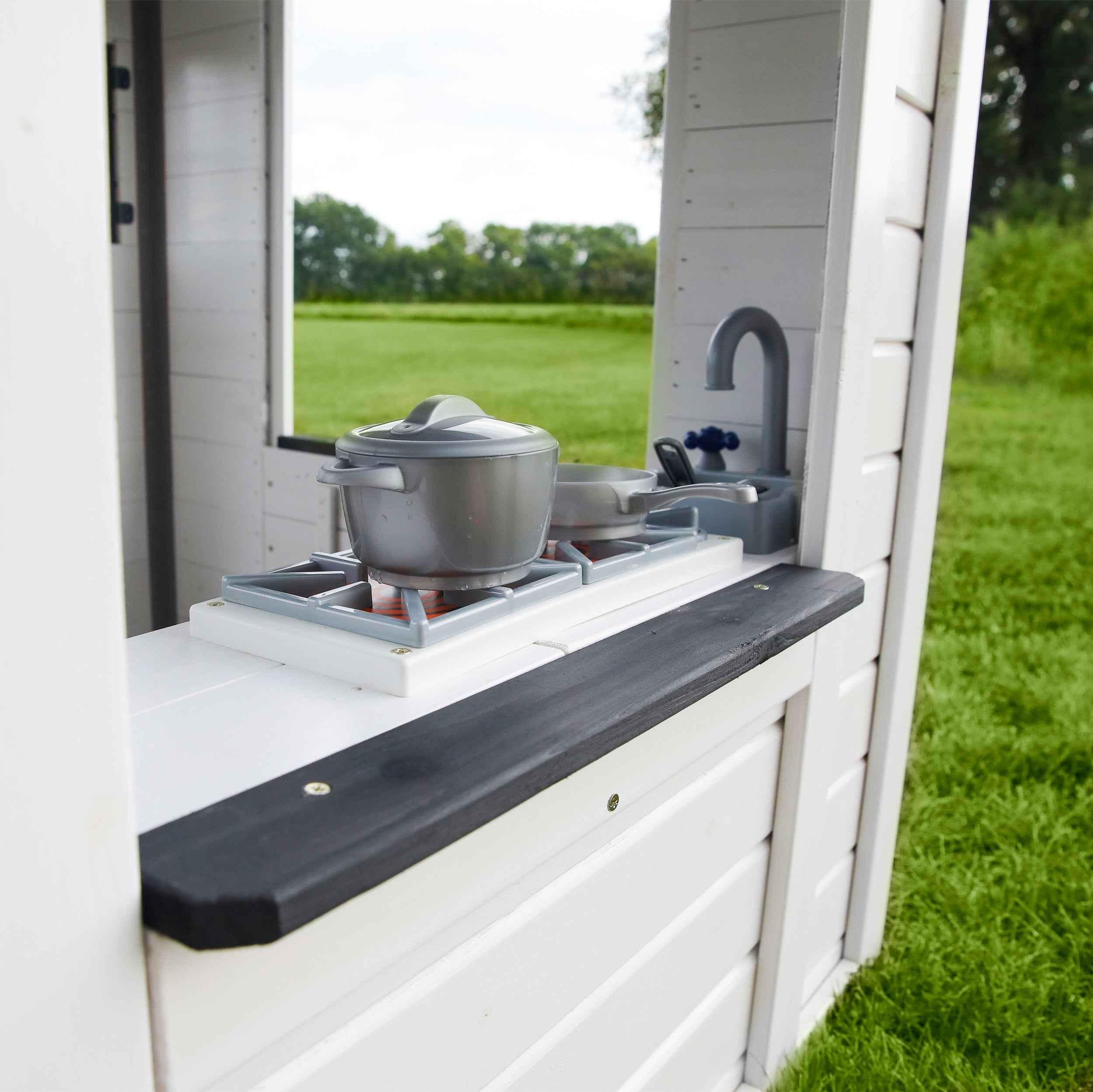 Backyard Discovery Sweetwater Playhouse - White.