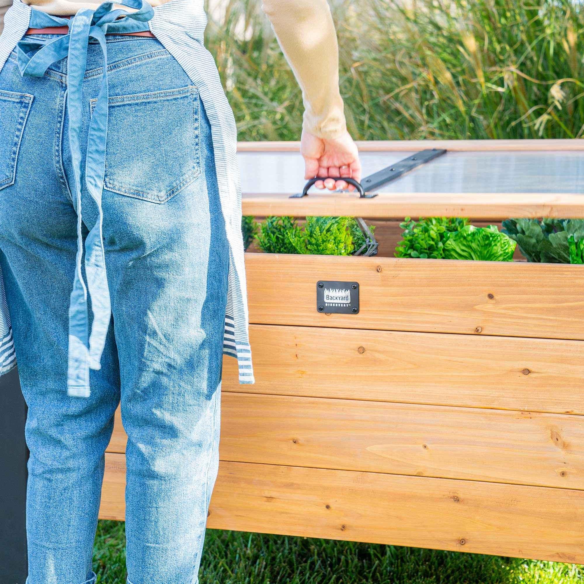 Backyard Discovery Aggie Cold Frame Box.