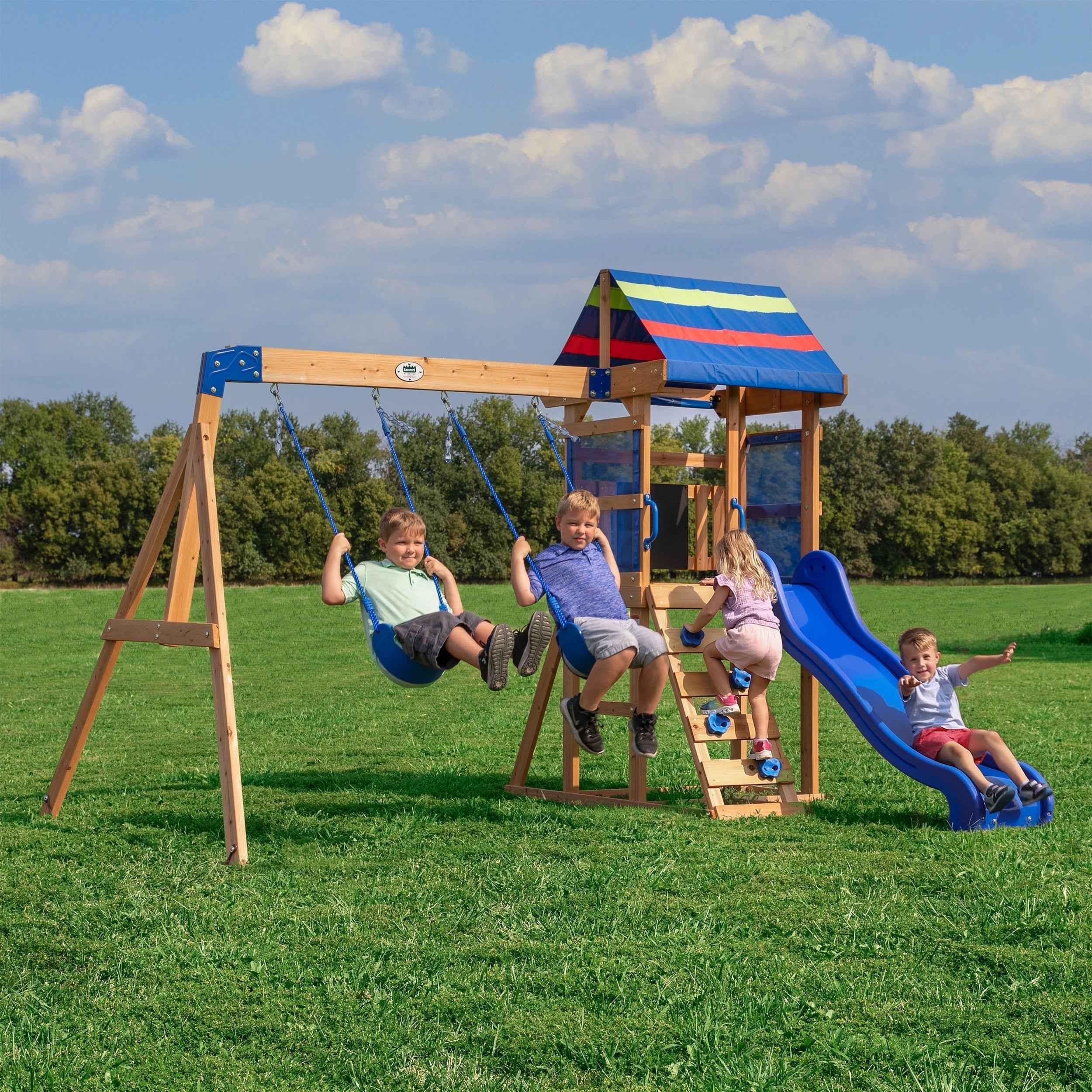 Backyard Discovery Bay Pointe Swing Set.