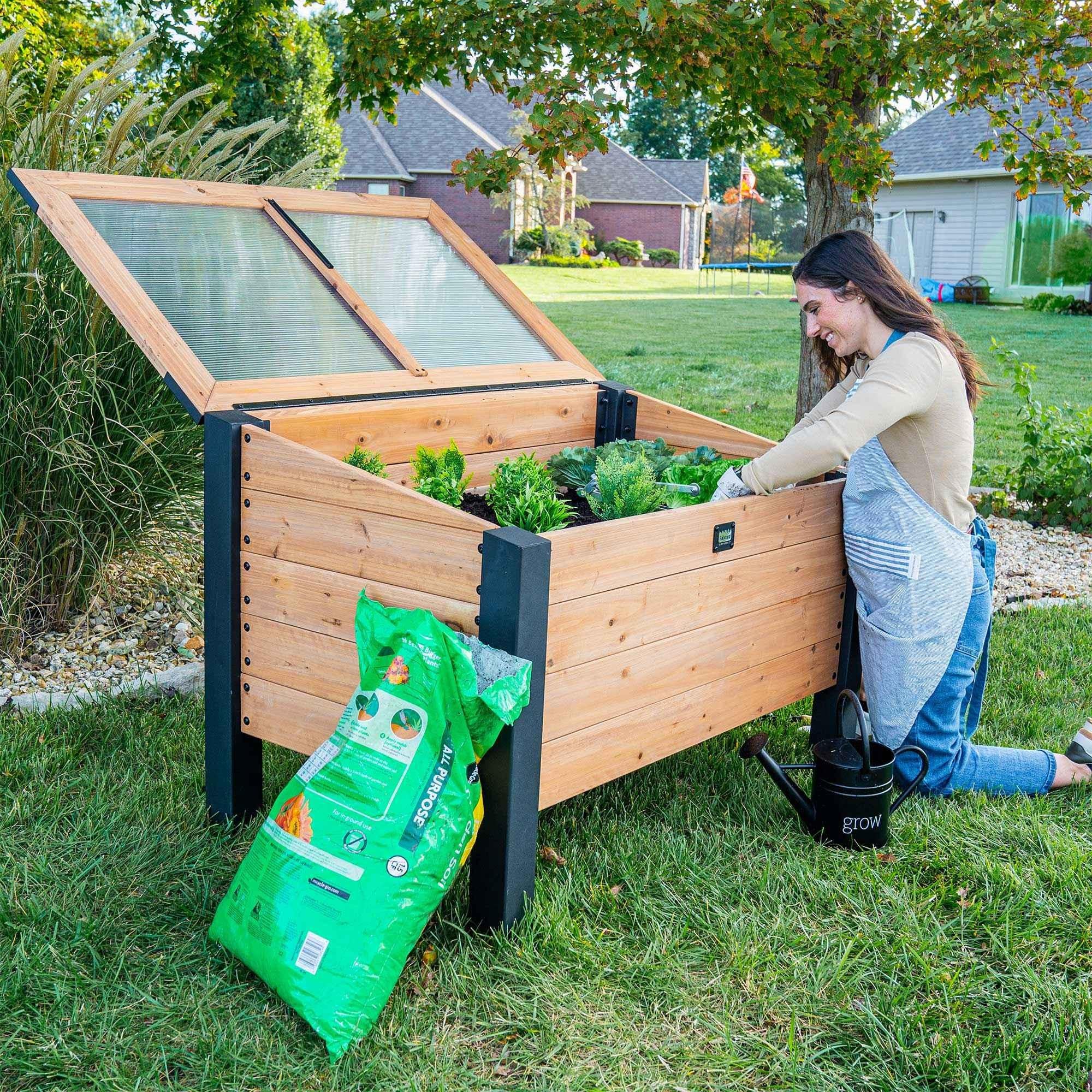Backyard Discovery Aggie Cold Frame Box.